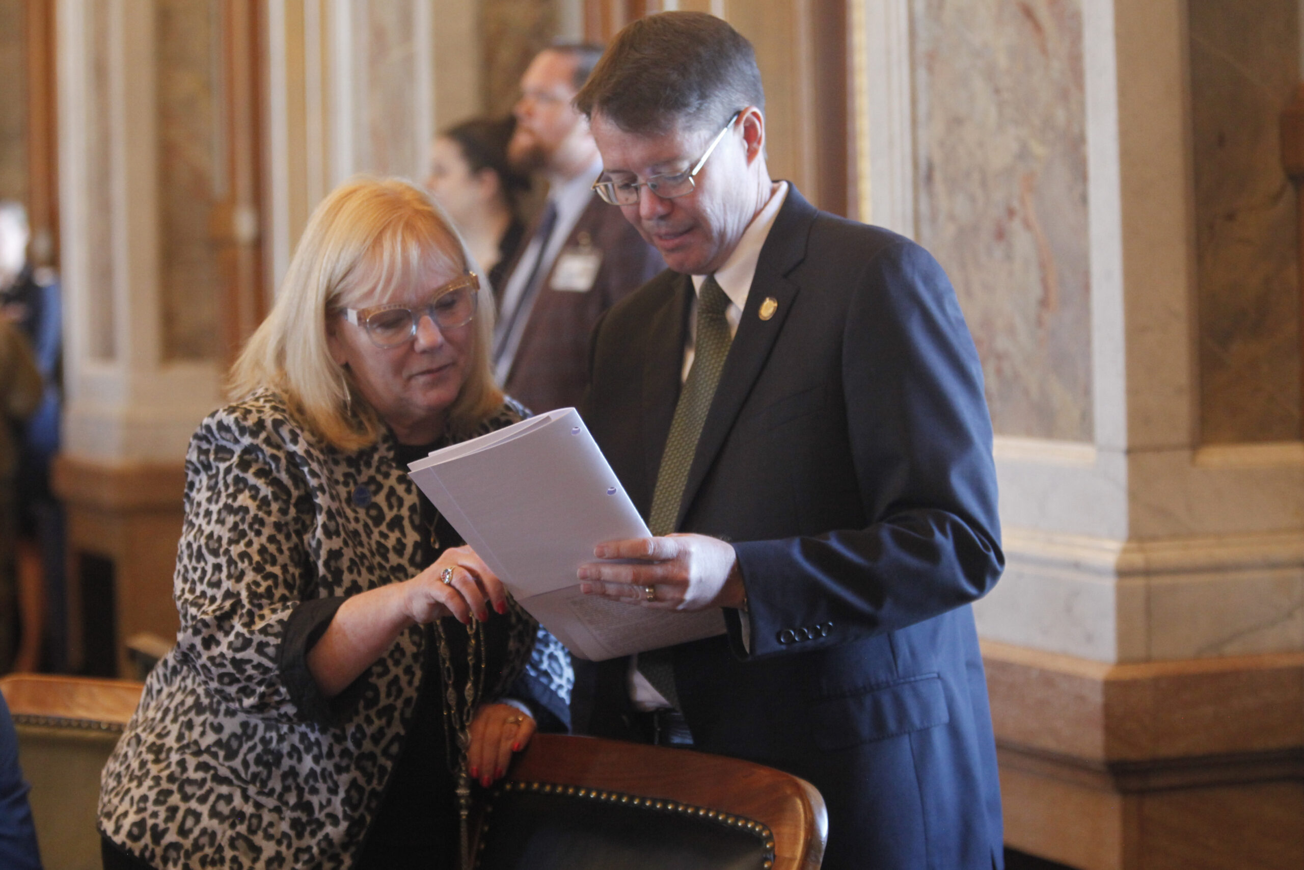 Lawmakers approve abortion bill requiring doctors to tell patients ...